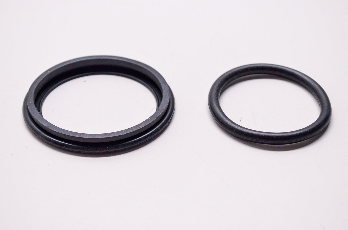 New Drag Specialties Rear Caliper Seal Kit Harley Davidson FX FL NOS