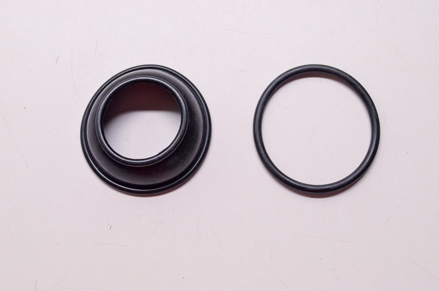 Aftermarket DS-530478, 74-E77 Single Disk Caliper Seal Kit Harley Davidson NOS