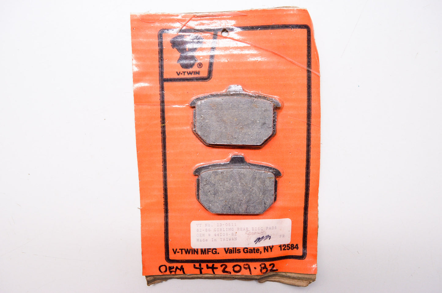 New V-Twin Rear Disc Brake Pad Harley Davidson Qty 2 NOS