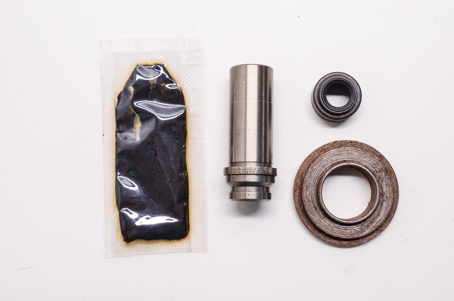 Valve Guide & Seal Kit Harley Davidson BT Big Twins NOS
