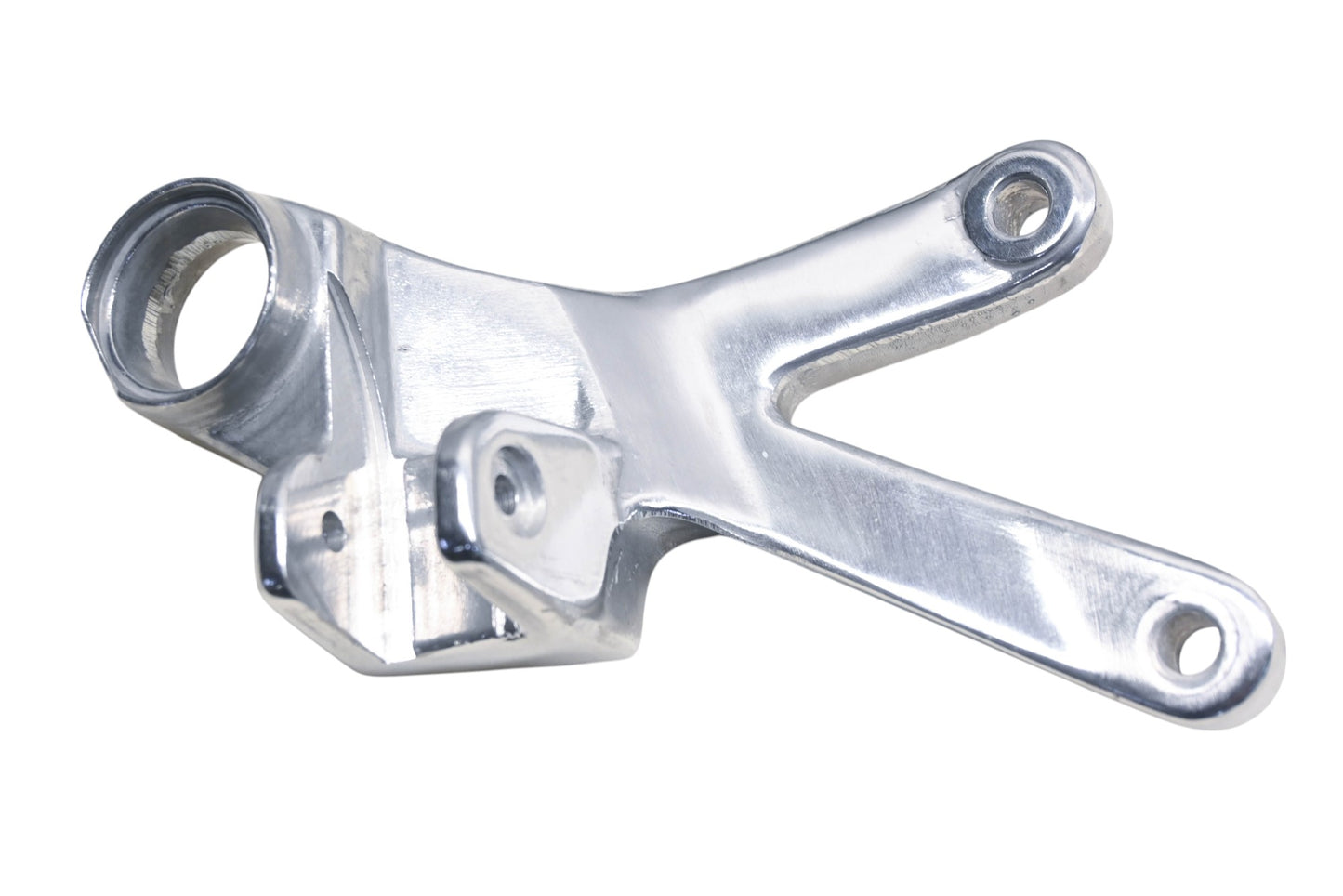 New OEM Yamaha 3GM-2742L-00-00 Right Rear Footrest Bracket NOS