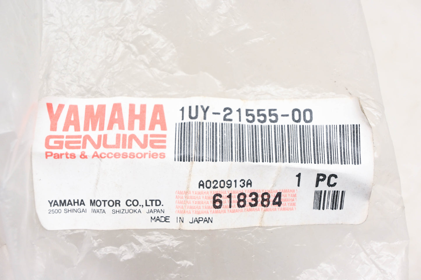 New OEM Yamaha 1UY-21555-00-00 Black Front Over Fender Panel NOS