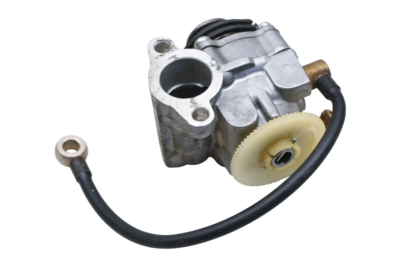New OEM Yamaha 174-13101-01-00 Oil Pump Assembly NOS
