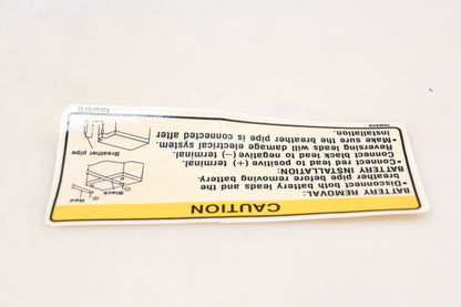 New OEM Yamaha EU0-U418B-00-00 Caution Label Decal NOS