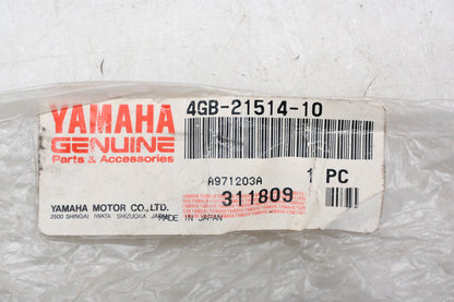 New OEM Yamaha 4GB-21514-10-00 Fender Stay Bracket NOS