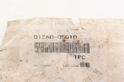 New OEM Yamaha 91380-05010-00 Socket Head Bolt NOS