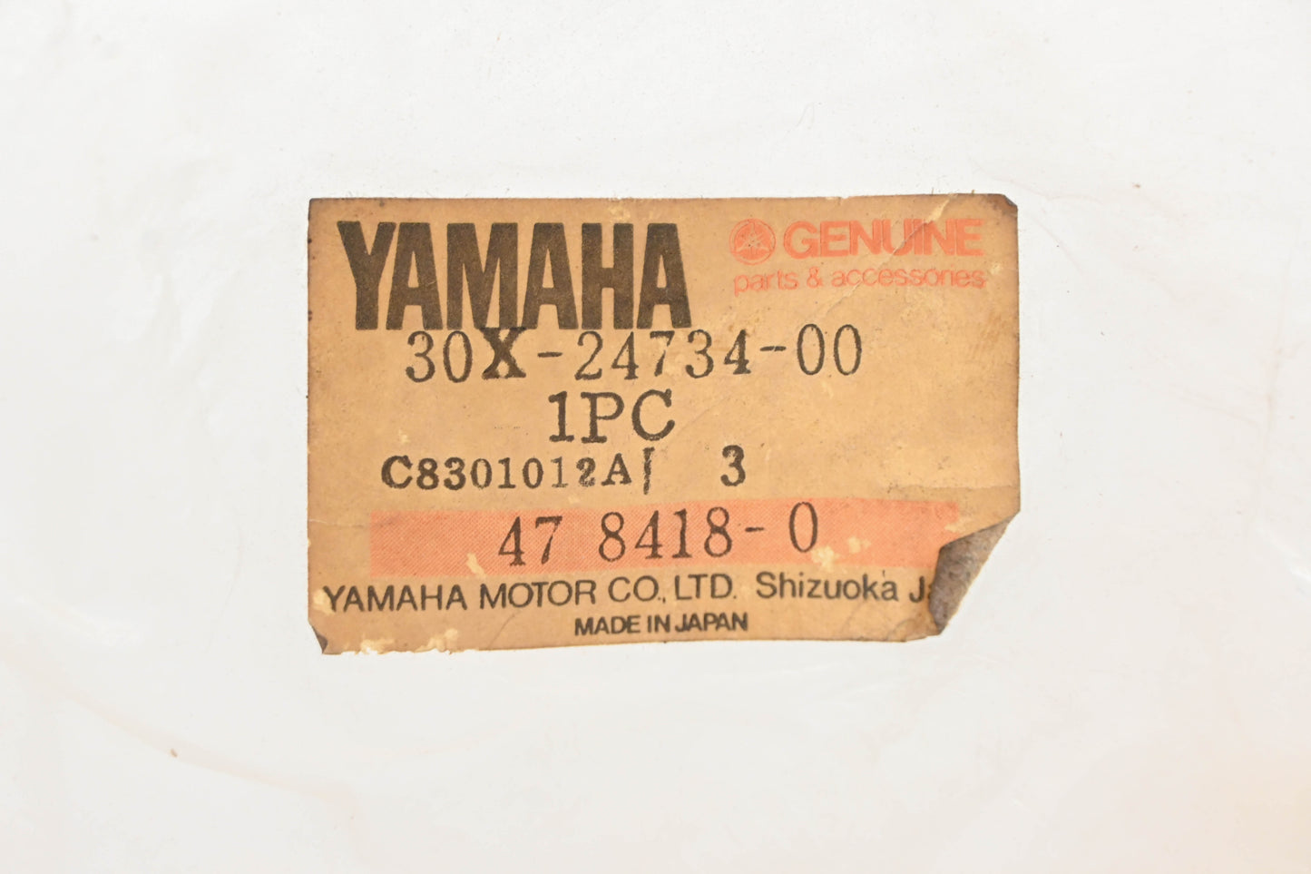 New OEM Yamaha 30X-24734-00-00 Red Seat Strap NOS