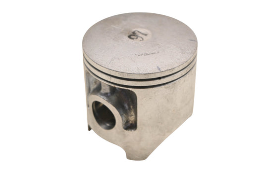New OEM Yamaha 2K6-11631-00-97 Piston STD NOS