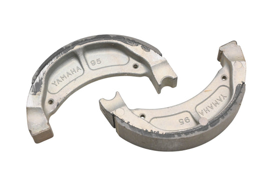 New OEM Yamaha 5BM-W253F-00-00 Brake Shoe Kit NOS