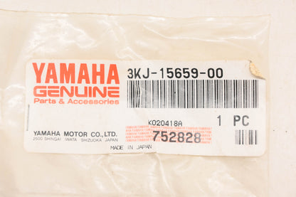 New OEM Yamaha 3KJ-15659-00-00 Crankcase Shaft NOS