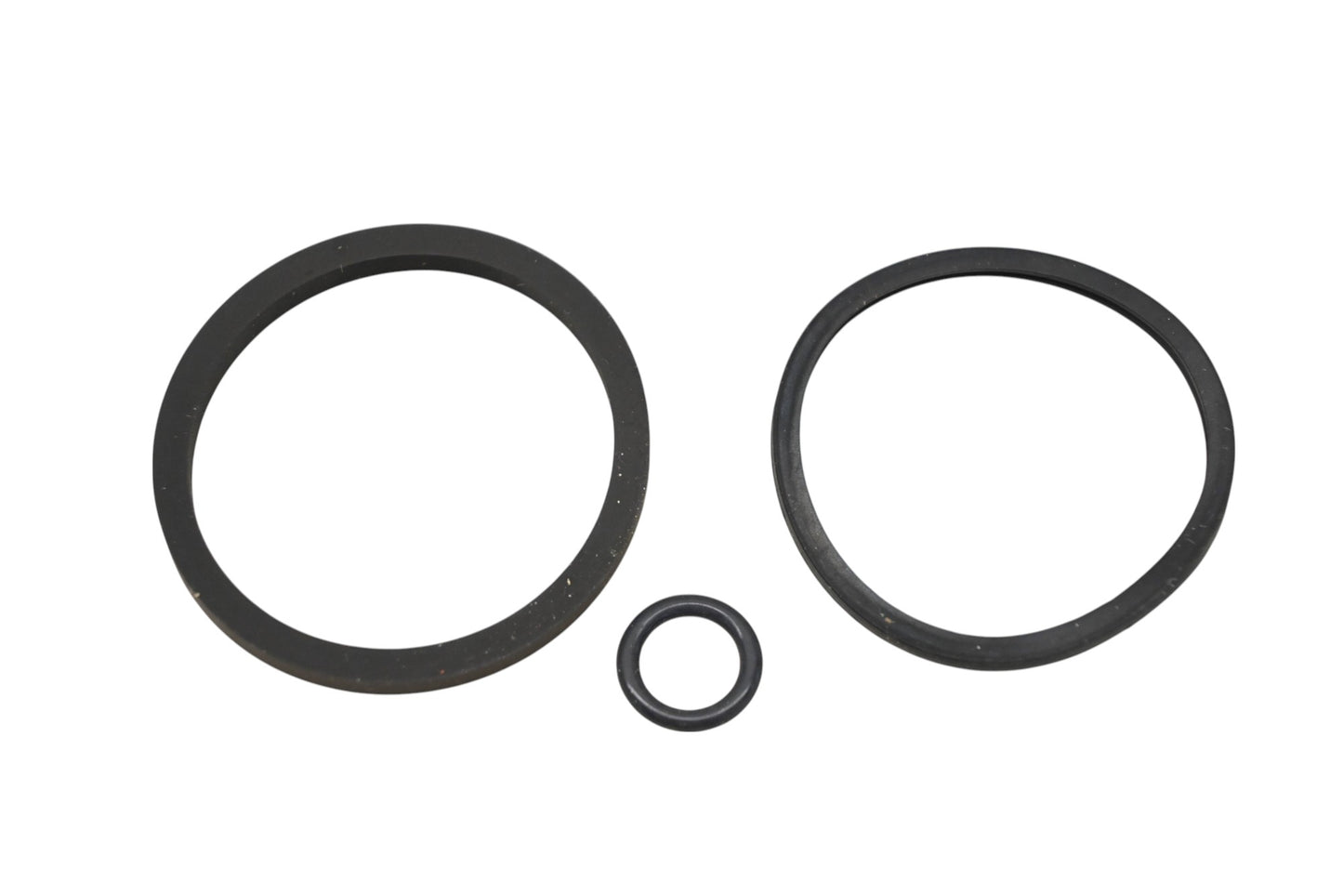 New OEM Yamaha 1UY-W0047-50-00 Caliper Seal Kit NOS