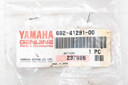 New OEM Yamaha 682-41291-00-00 Cam Roller NOS