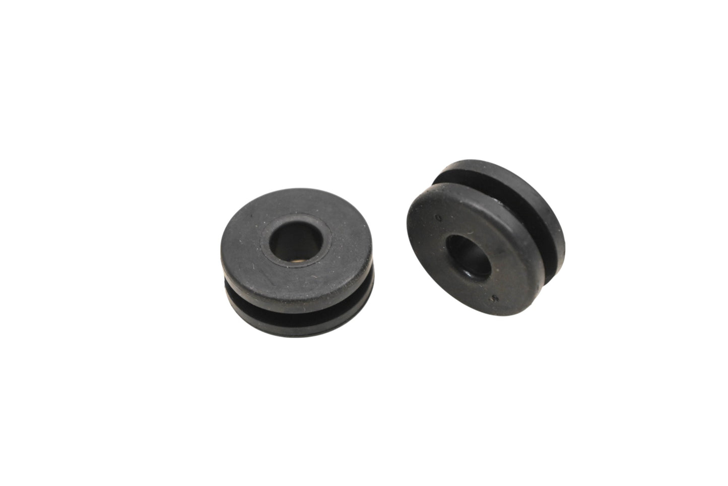 New OEM Yamaha 90480-13014-00 Grommets Qty 2 NOS