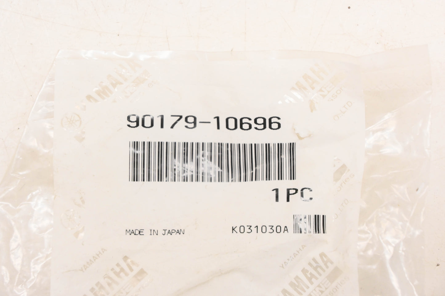 New OEM Yamaha 90179-10696-00 Nut NOS