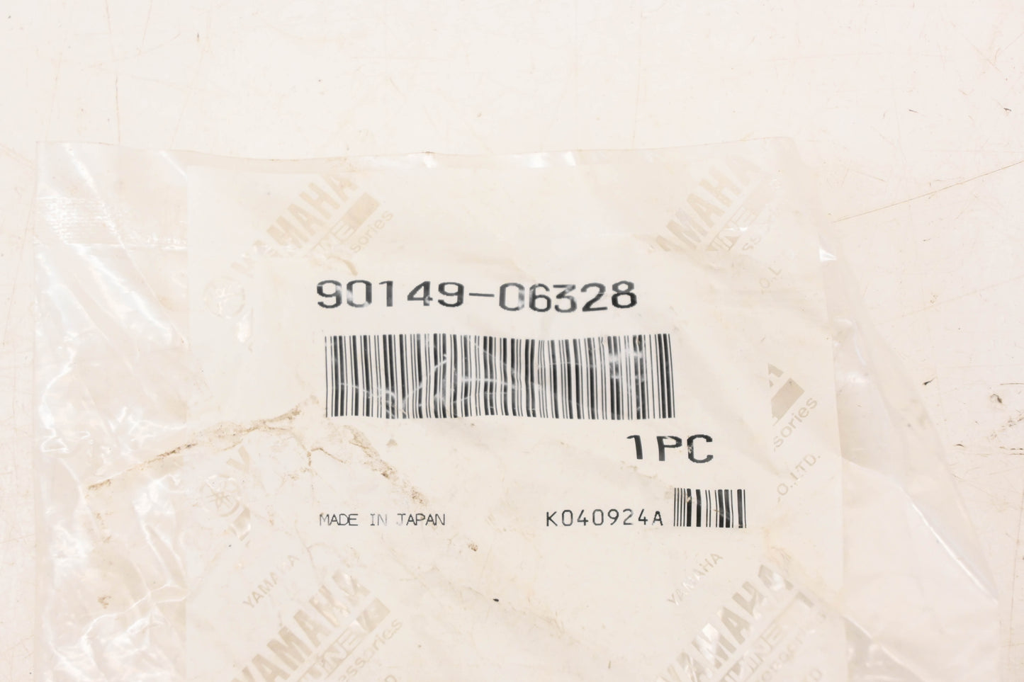 New OEM Yamaha 90149-06328-00 Screw NOS