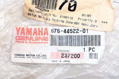New OEM Yamaha 676-44522-01-00 Seal NOS