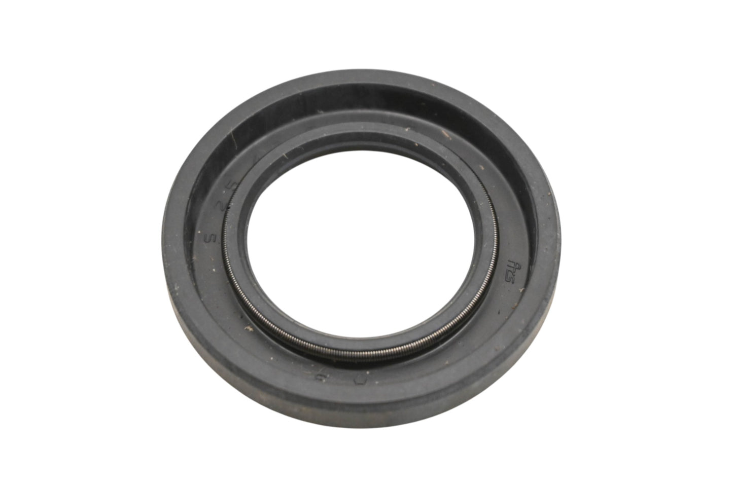 New OEM Yamaha 93101-25M45-00 Oil Seal NOS
