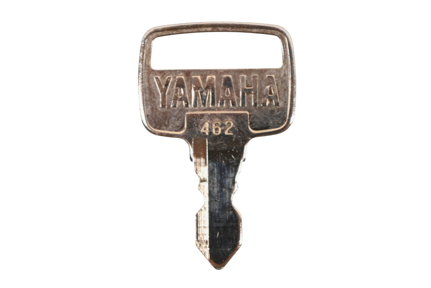 New OEM Yamaha 90890-55831-00 Replacement Key #462 NOS