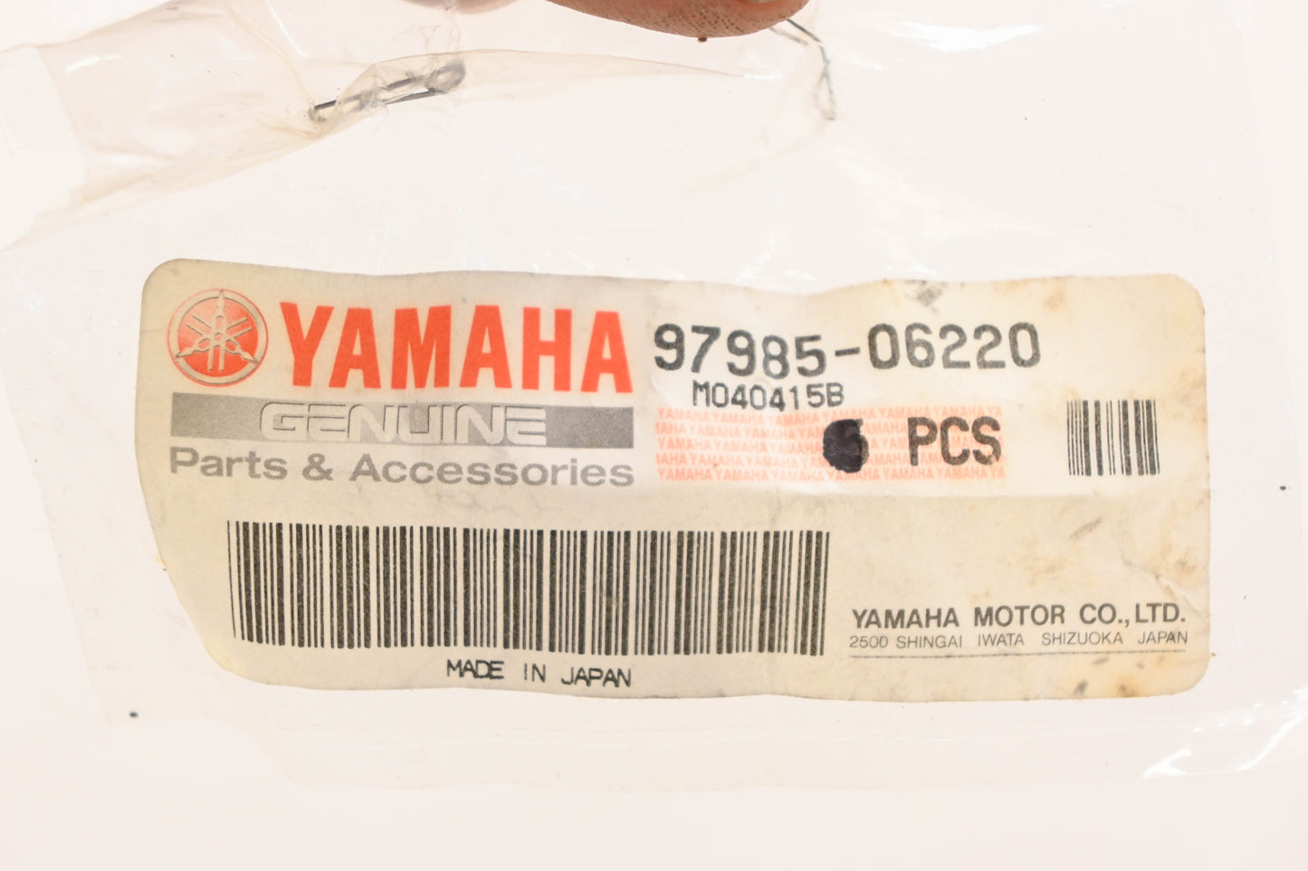 New OEM Yamaha 97985-06220-00 Screw With Washer NOS