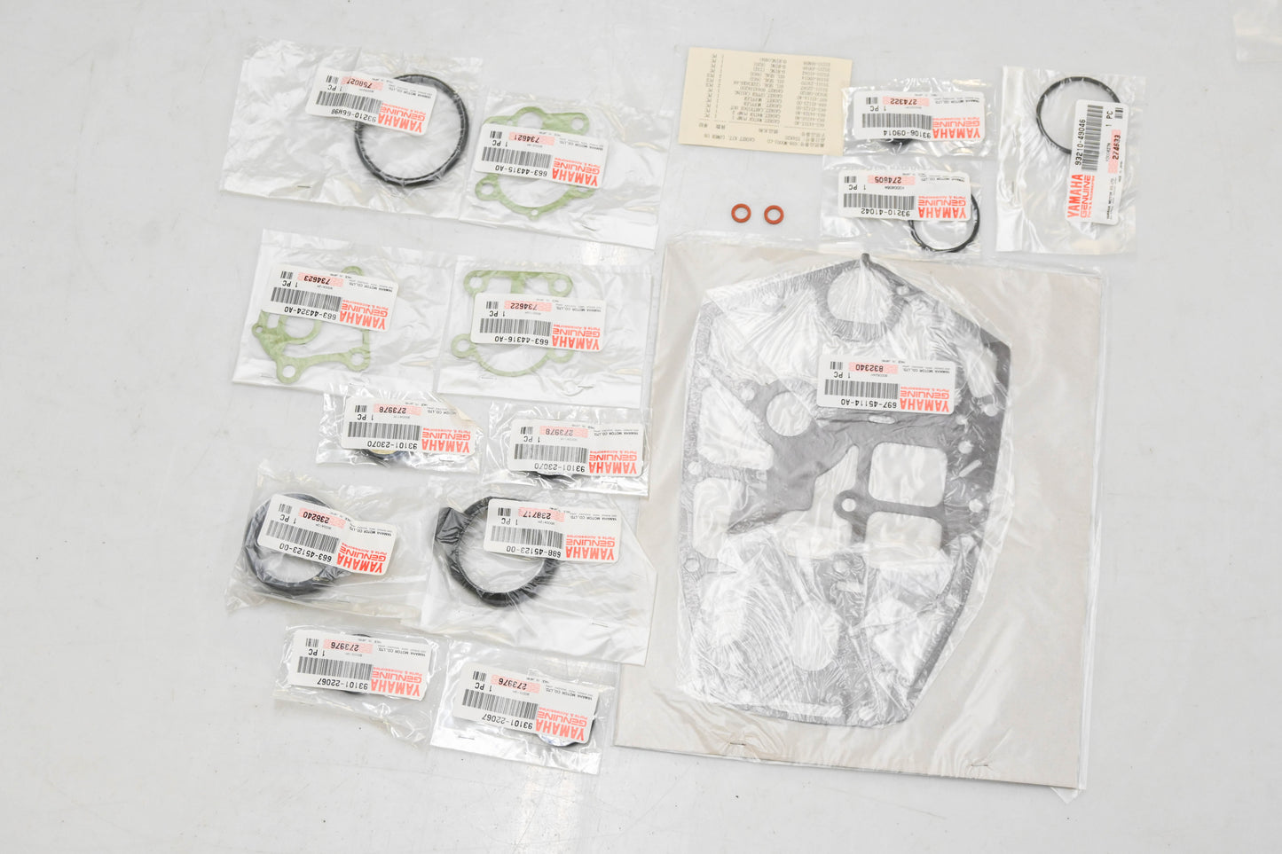 New OEM Yamaha 698-W0001-C0-00 Lower Unit Gasket Kit NOS