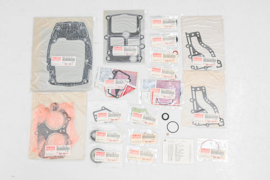 New OEM Yamaha 682-W0001-03-00 Powerhead Gasket Kit NOS