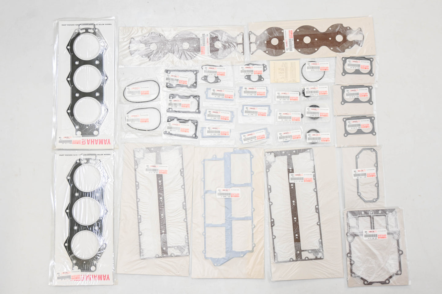 New OEM Yamaha 6R3-W0001-A3-00 Powerhead Gasket Kit NOS