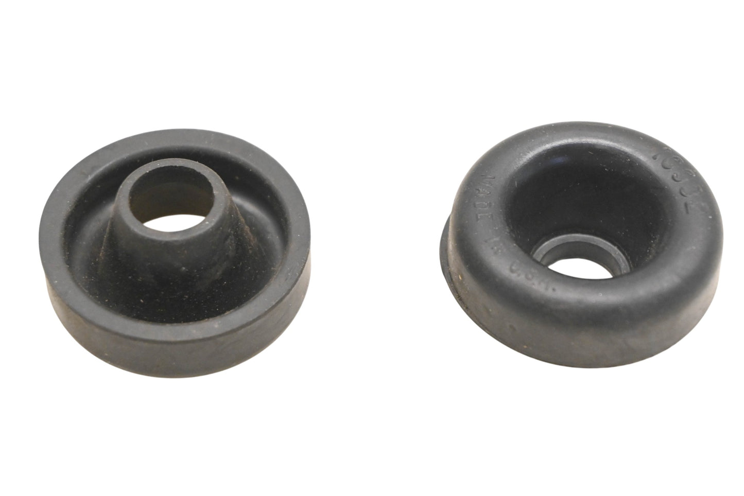 Dorman 16932 Wheel Cylinder Dust Boots Qty 2 NOS