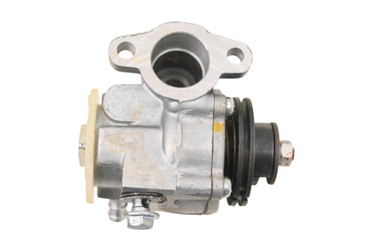 New OEM Yamaha 3302752 Oil Pump Assembly NOS