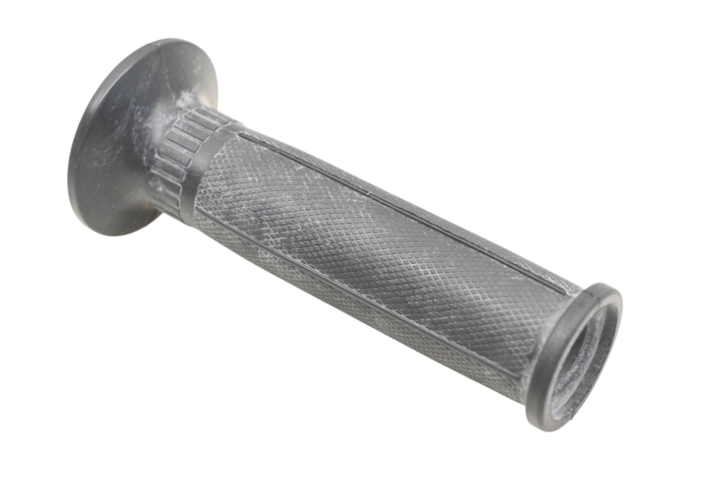 New OEM Yamaha 31A-26241-00-00 Lefthand 3/4" Handle Grip NOS
