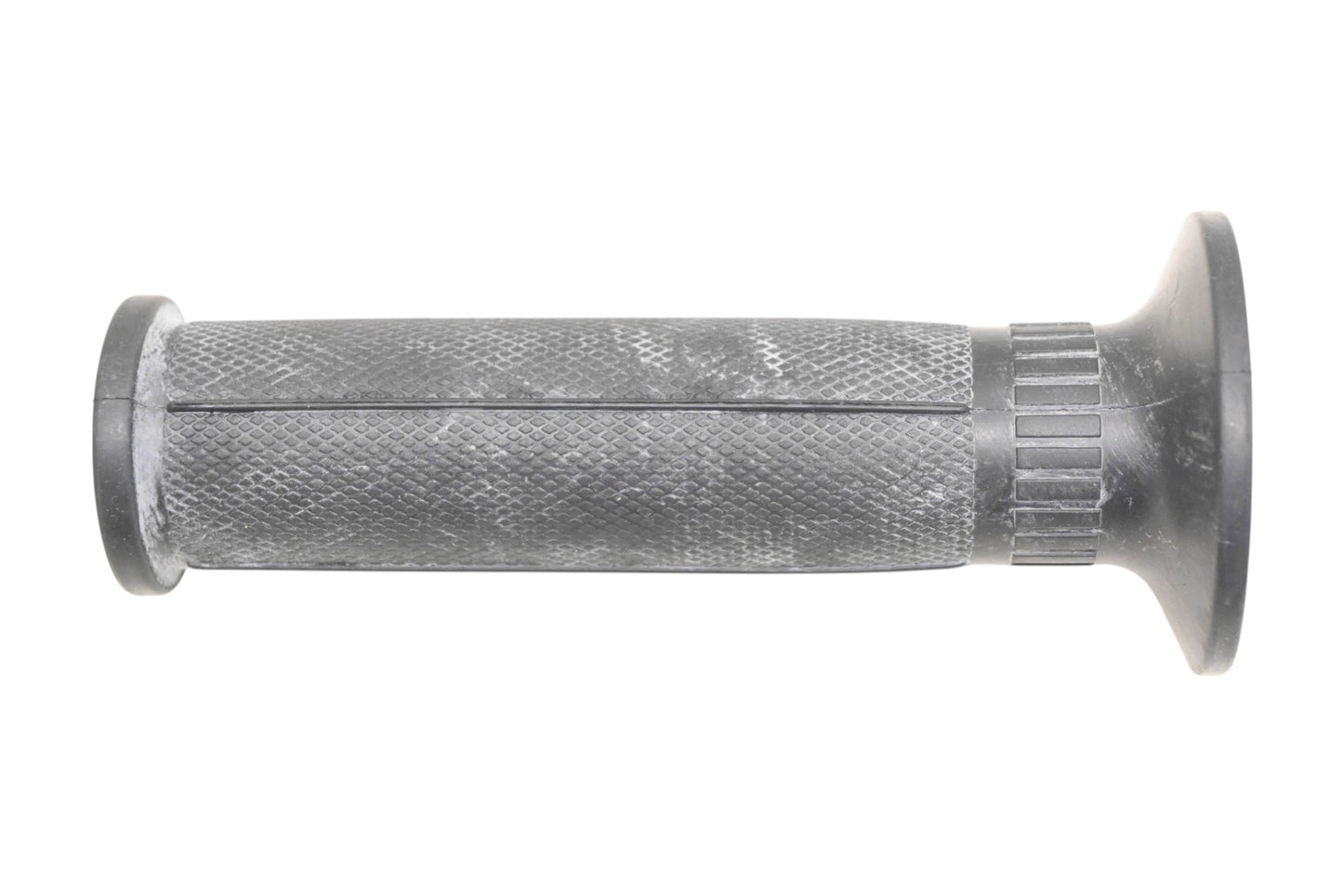 New OEM Yamaha 31A-26241-00-00 Lefthand 3/4" Handle Grip NOS