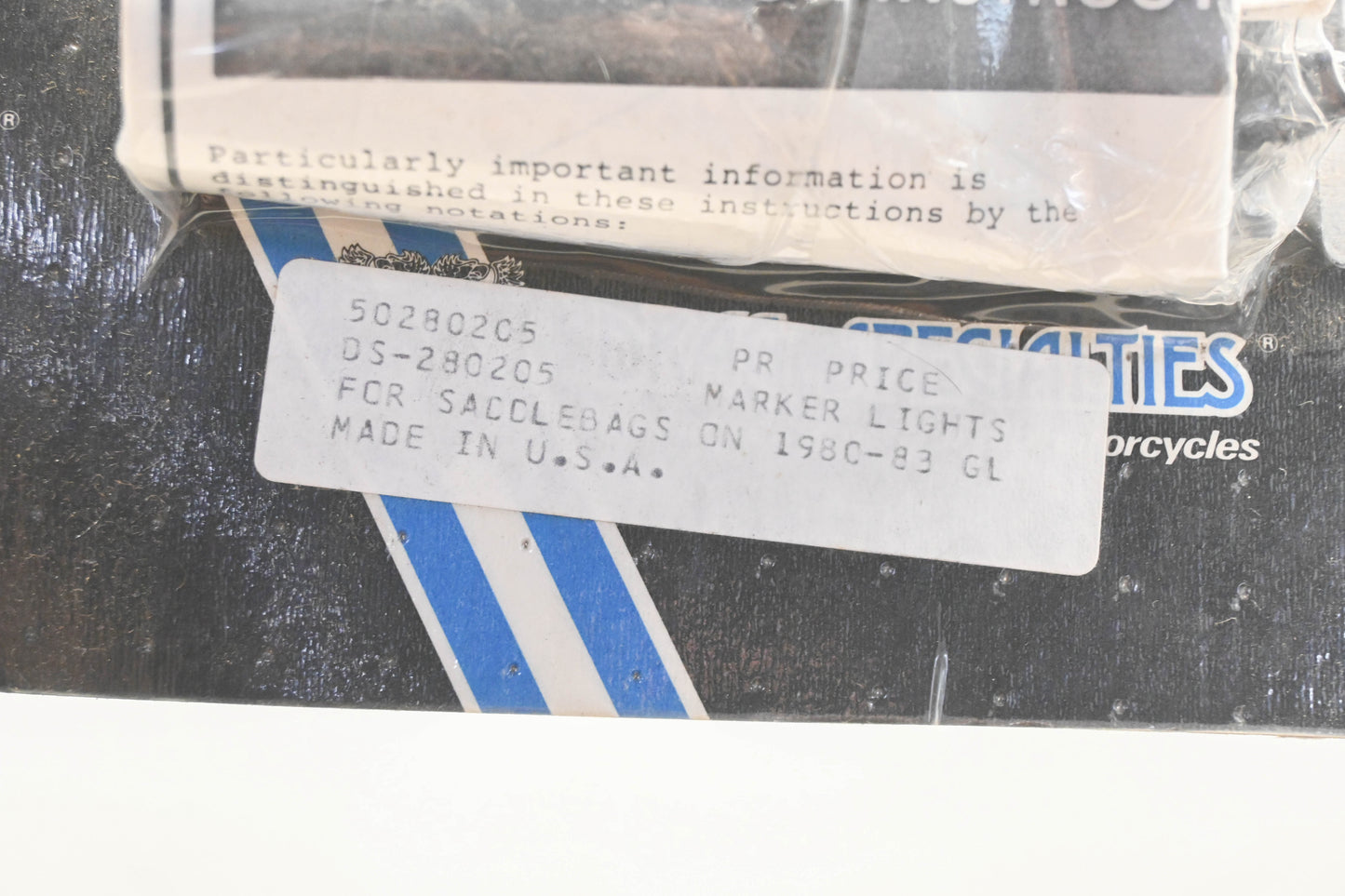 Drag Specialties DS-280205, 50280205 Saddlebag Red Marker Light Kit NOS