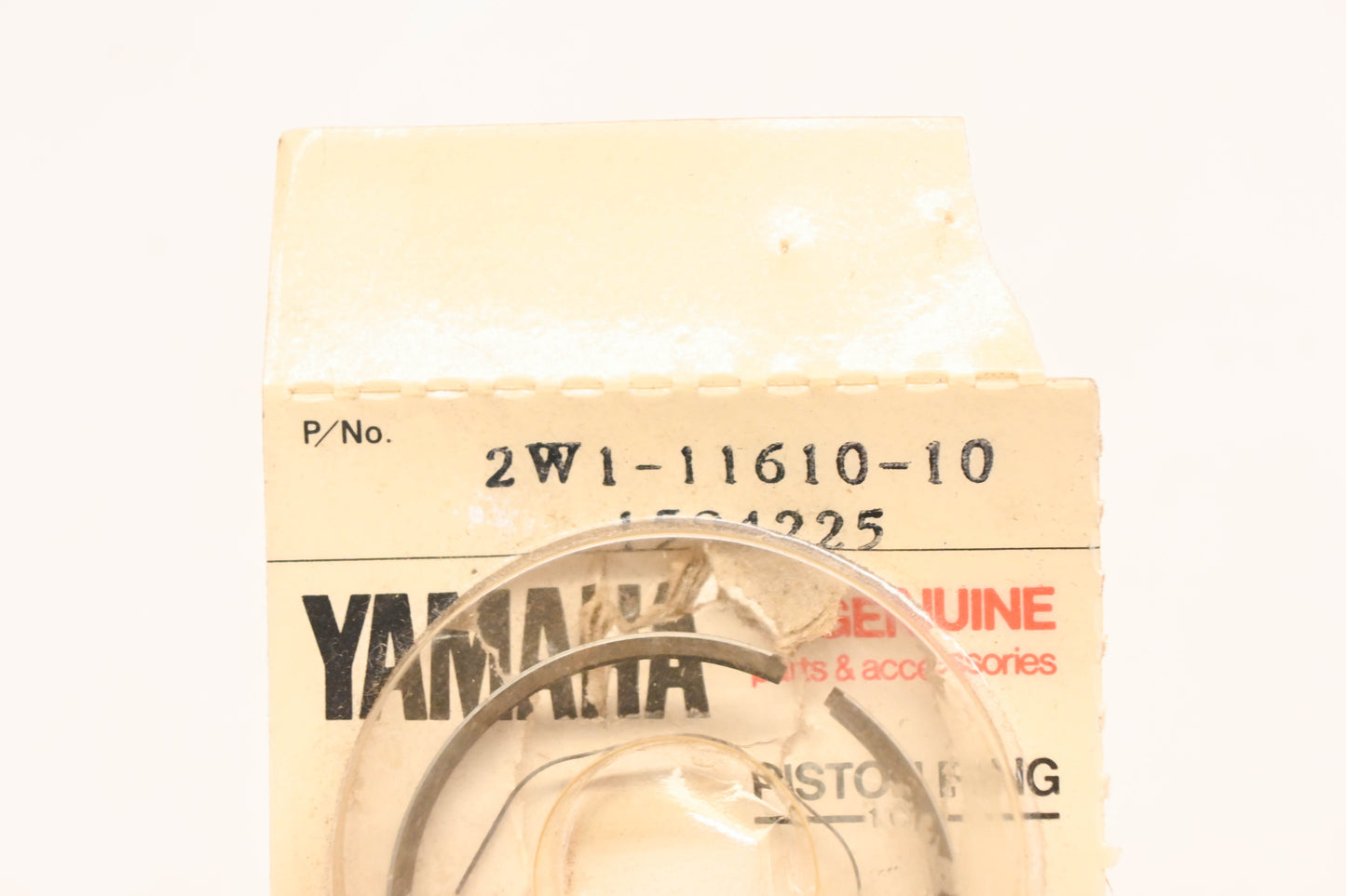 New OEM Yamaha 2W1-11610-10-00 Piston Ring Kit NOS