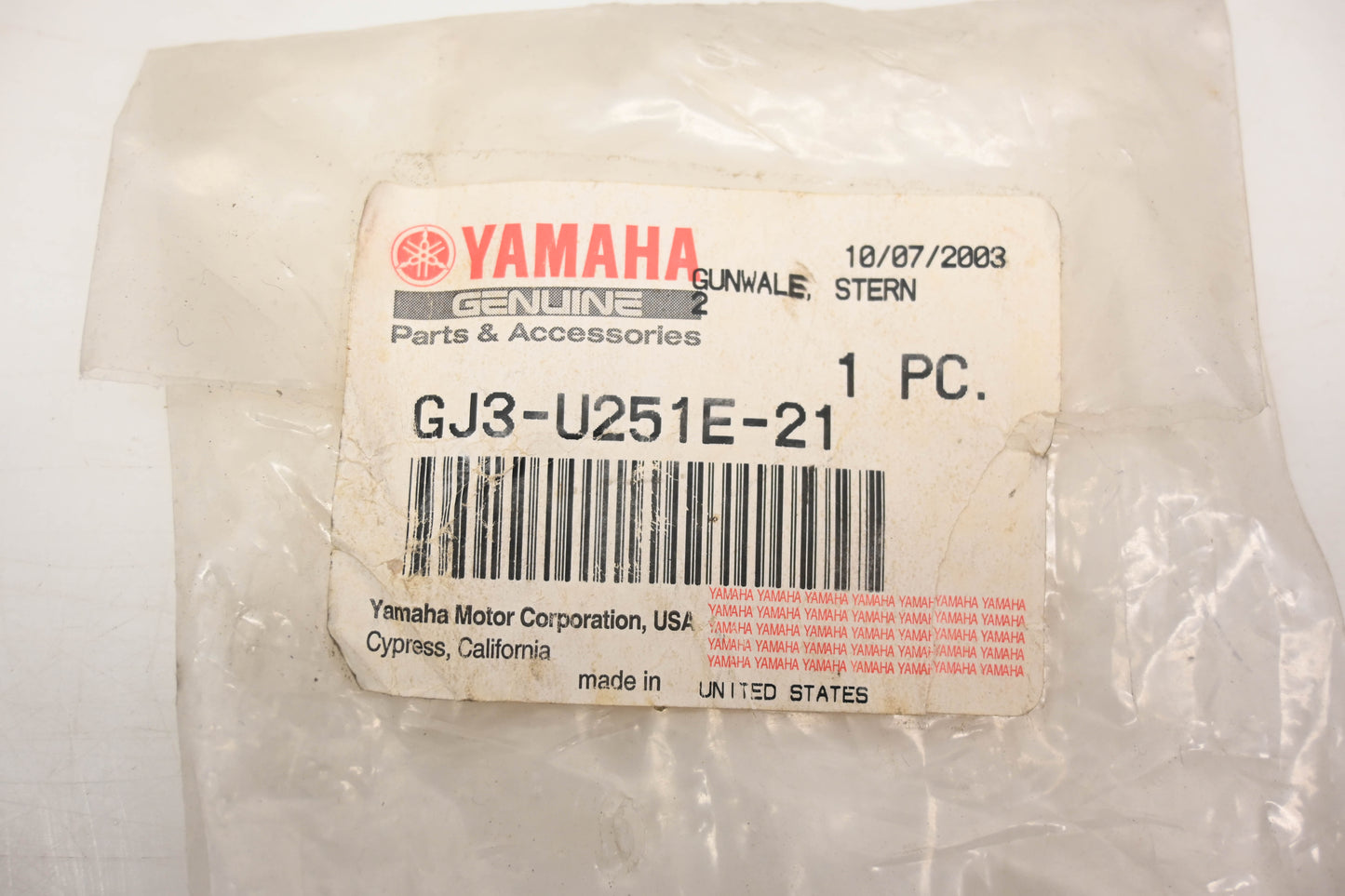 New OEM Yamaha GJ3-U251E-21-00 Right Gunwale Stern NOS
