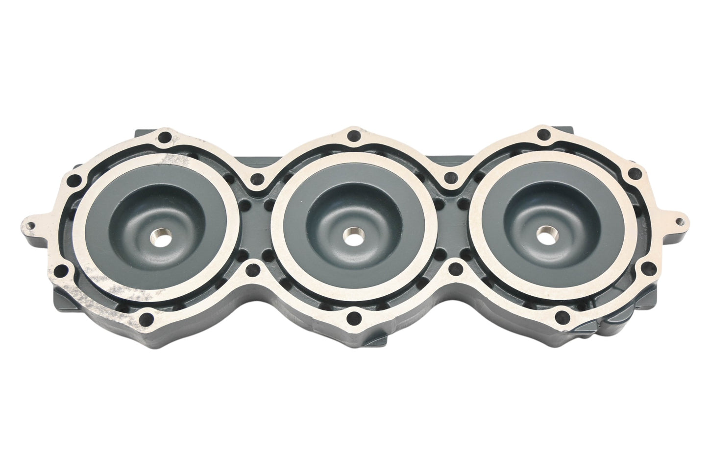 New OEM Yamaha 65U-11111-00-8S Cylinder Head NOS