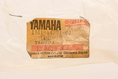 New OEM Yamaha 1M1-14771-01-00 Exhaust Stay Bracket NOS