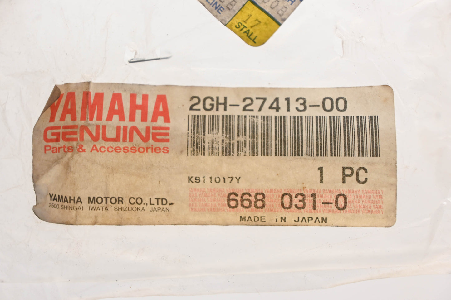 New OEM Yamaha 2GH-27413-00-00 Rubber Footrest Pad NOS