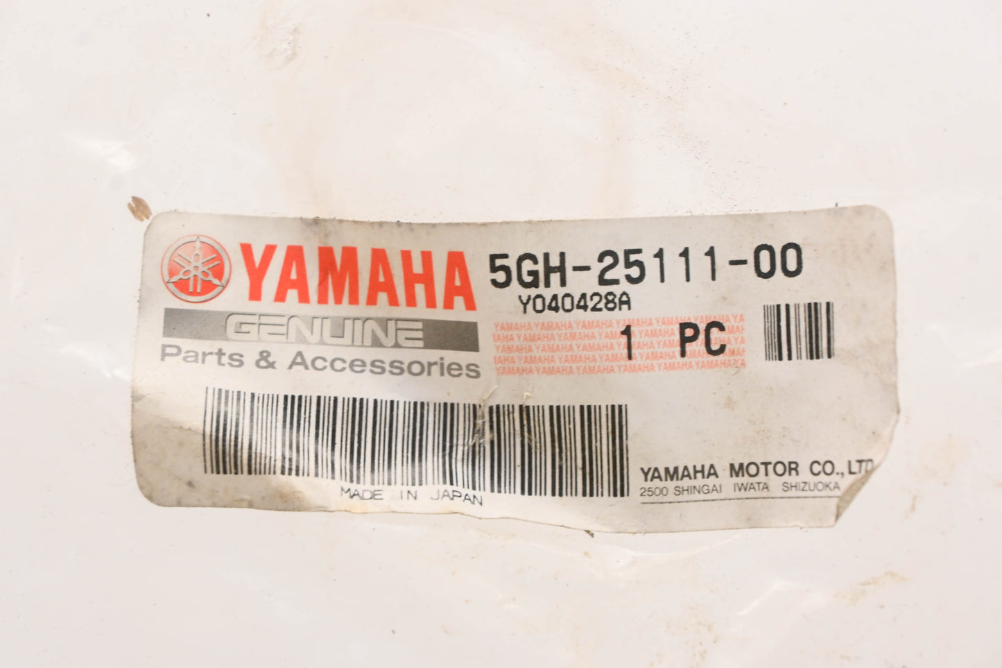 New OEM Yamaha 5GH-25111-00-00 Front Wheel Hub NOS