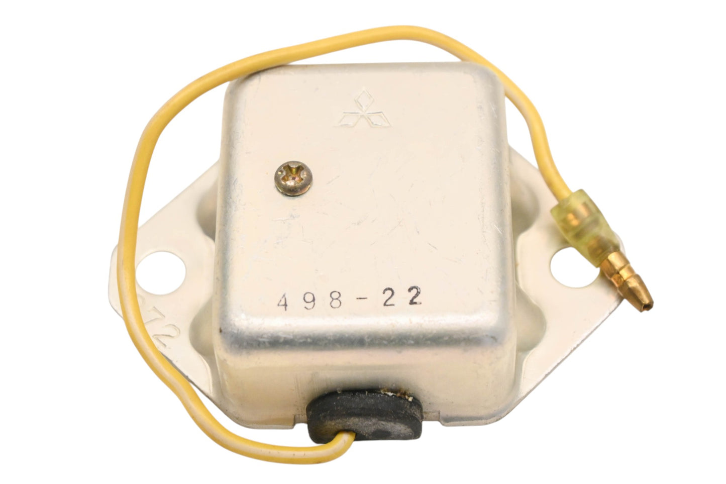 New OEM Yamaha 498-81910-22-00 Voltage Regulator Rectifier NOS