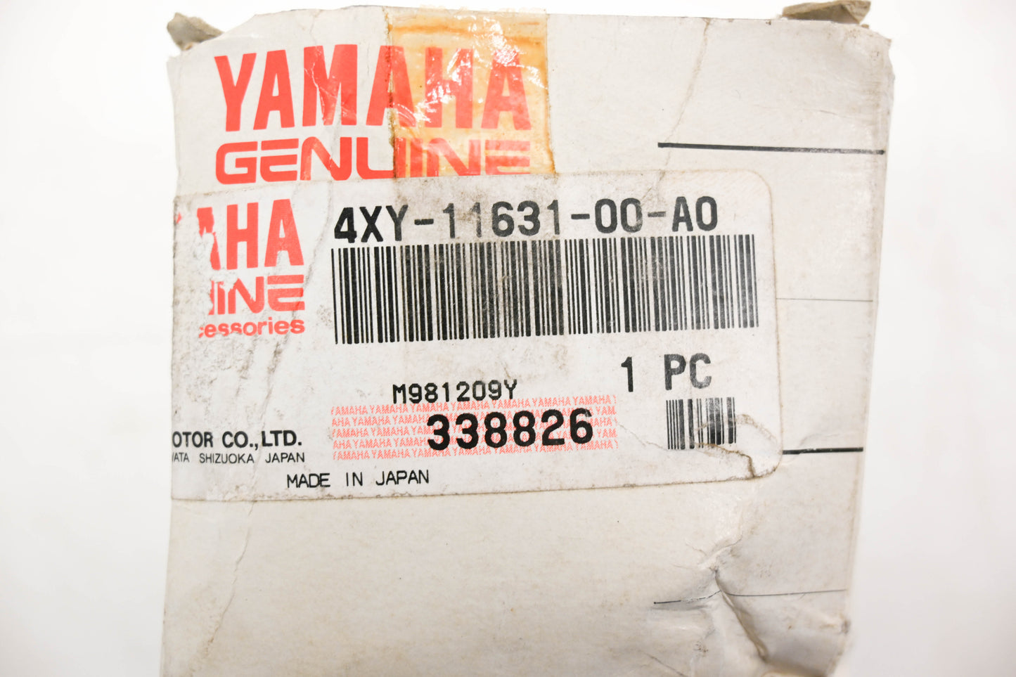 New OEM Yamaha 4XY-11631-00-A0 Piston NOS