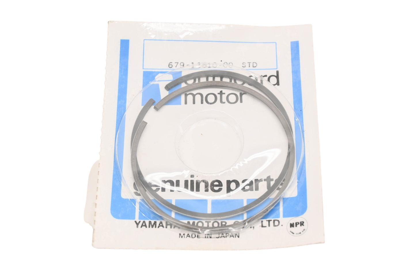 New OEM Yamaha 679-11610-00-00 Piston Ring STD Kit NOS