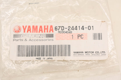 New OEM Yamaha 67D-24414-01-00 Fuel Pump Body Cover NOS