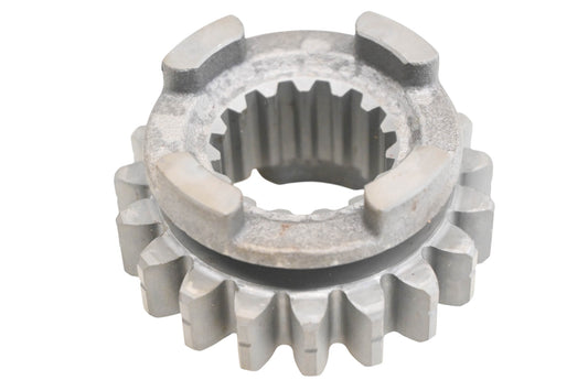 New OEM Yamaha 5LP-17251-10-00 5th Wheel Gear 19T NOS
