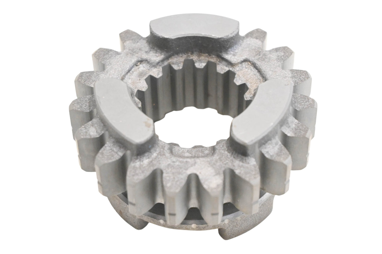 New OEM Yamaha 5LP-17251-10-00 5th Wheel Gear 19T NOS