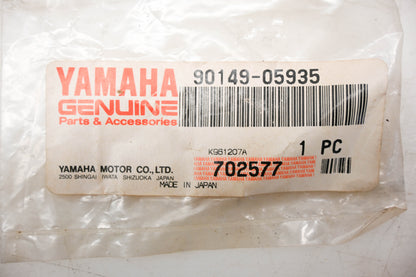New OEM Yamaha 90149-05935-00 Gun Whale Screw NOS
