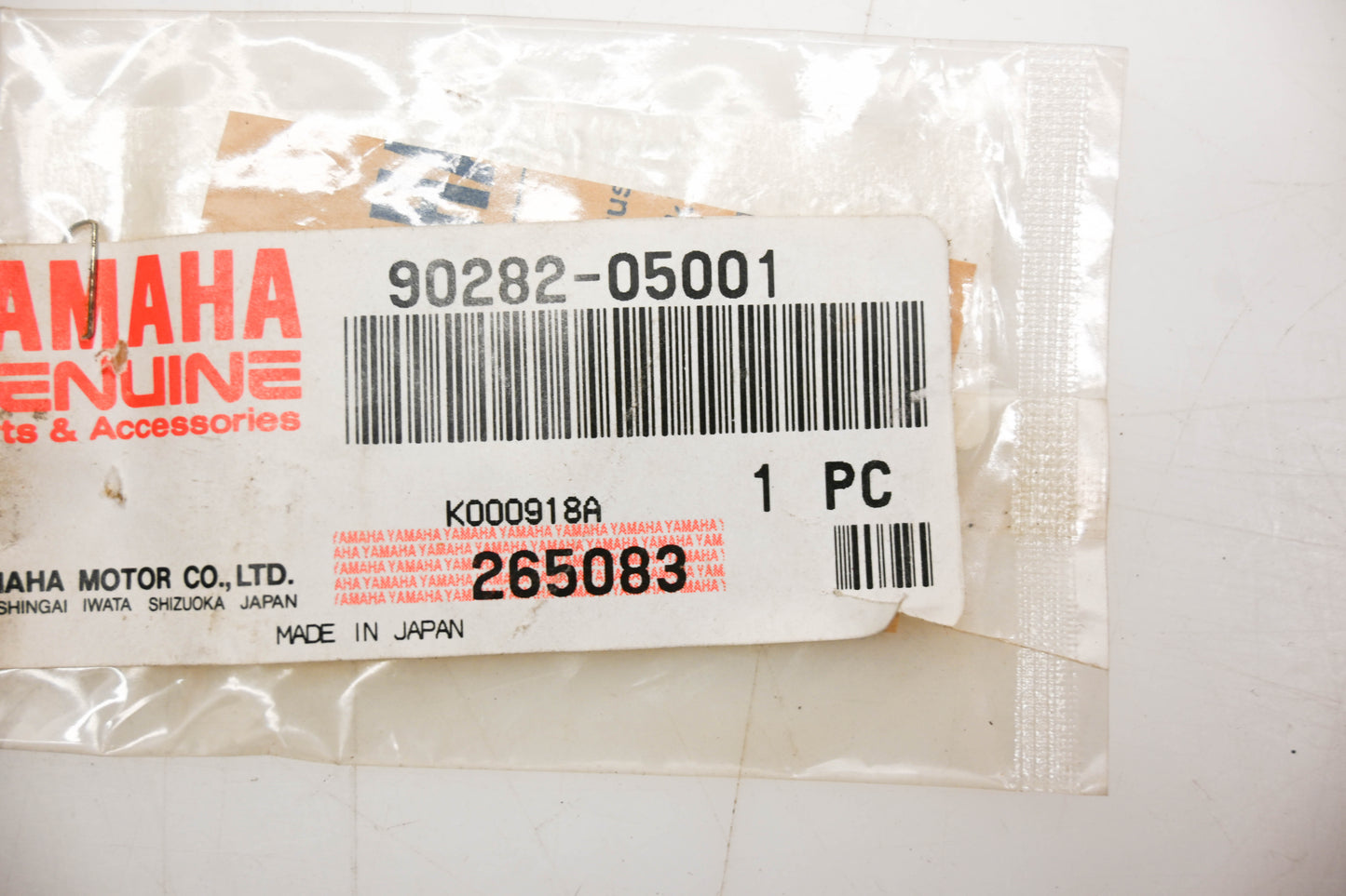 New OEM Yamaha 90282-05001-00 Key Straight NOS