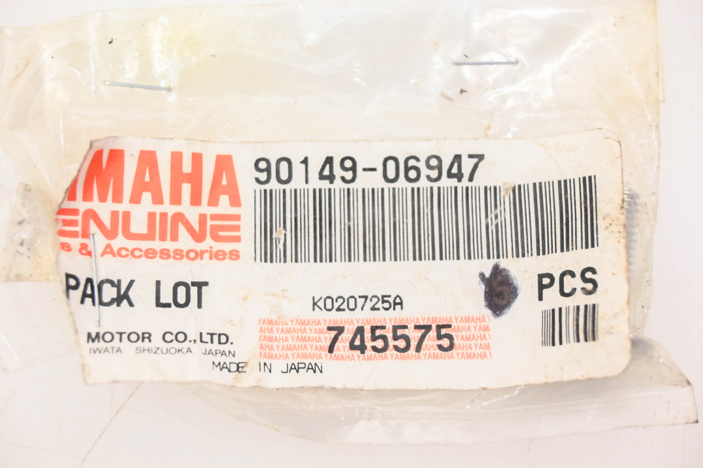 New OEM Yamaha 90149-06947-00 Steering Screw NOS