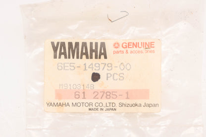 New OEM Yamaha 6E5-14979-00-00 Gaskets Qty 2 NOS