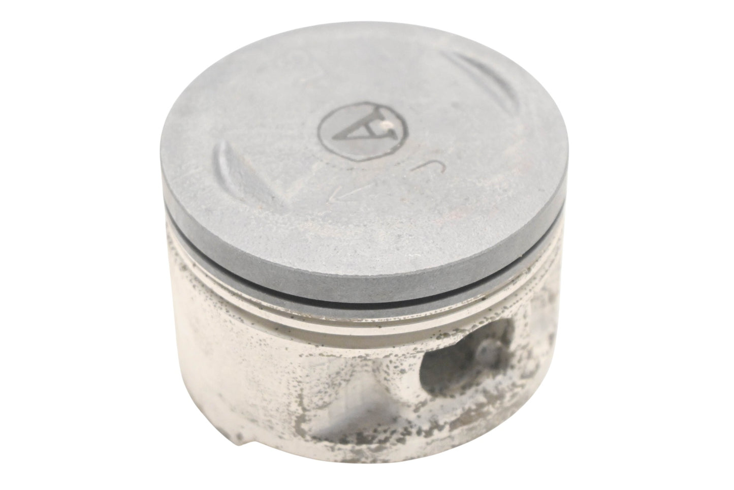 New OEM Yamaha 5HP-11631-00-A0 Piston STD NOS