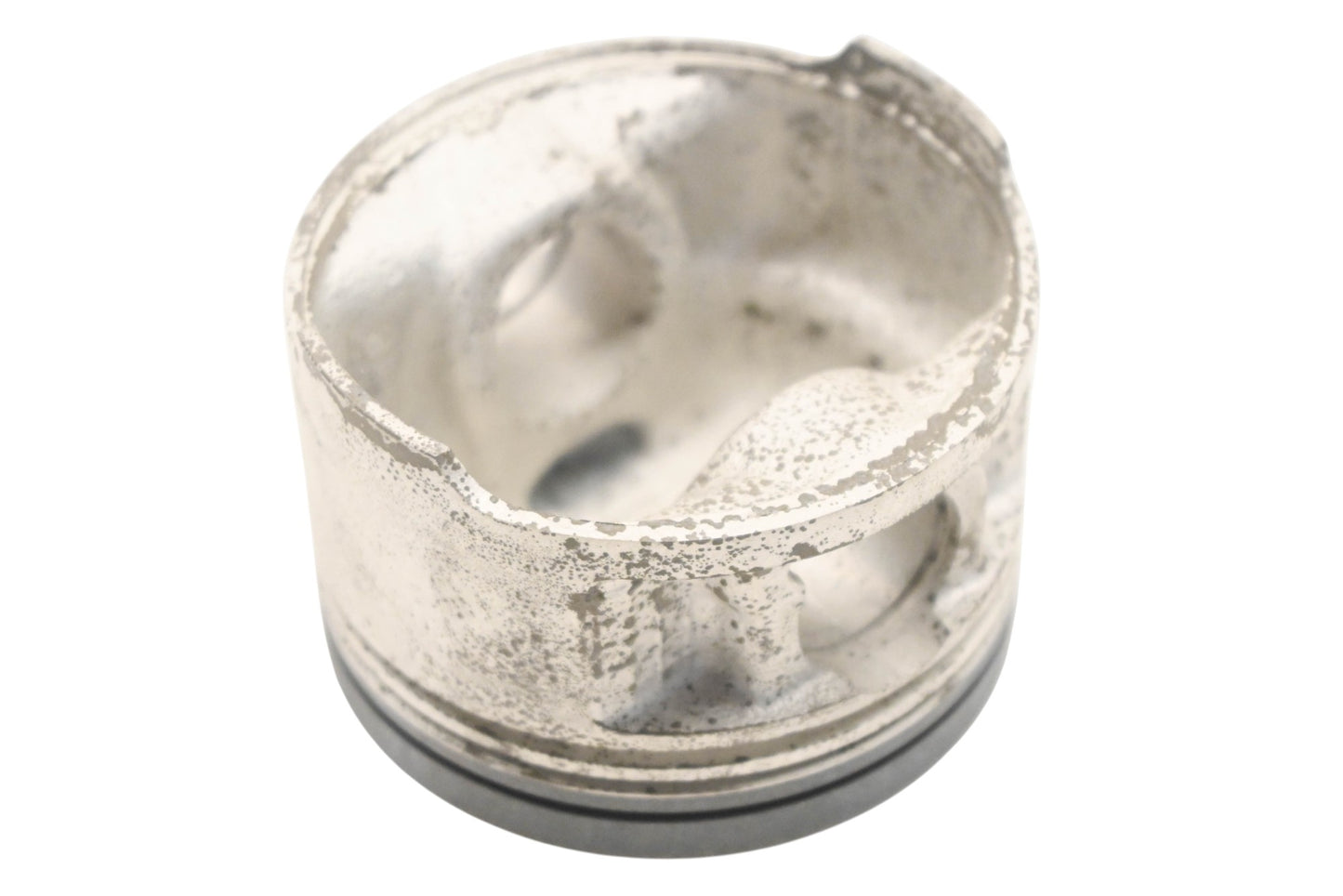 New OEM Yamaha 5HP-11631-00-A0 Piston STD NOS