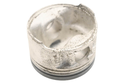 New OEM Yamaha 5HP-11631-00-A0 Piston STD NOS